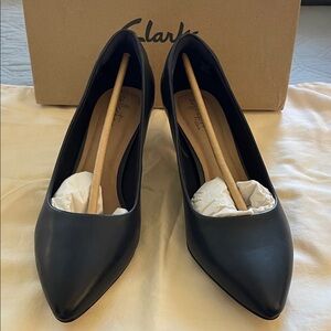 Clarks Women's Elegant Navy Heels
